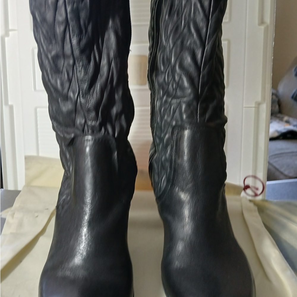 Black Leather Women's Boots